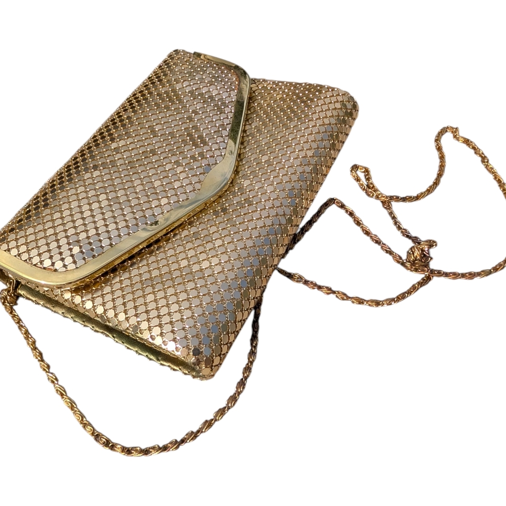 Elegant Gold Chain Clutch